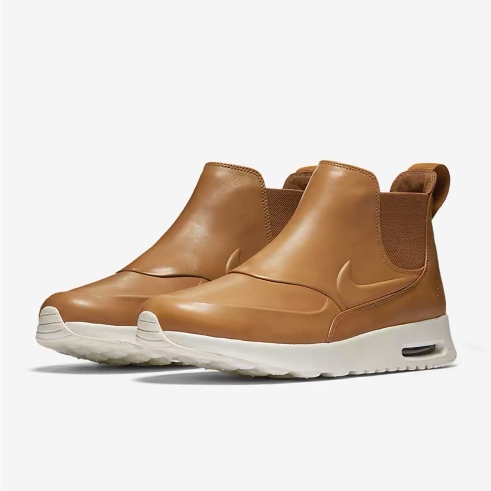 Nike Thea Boot